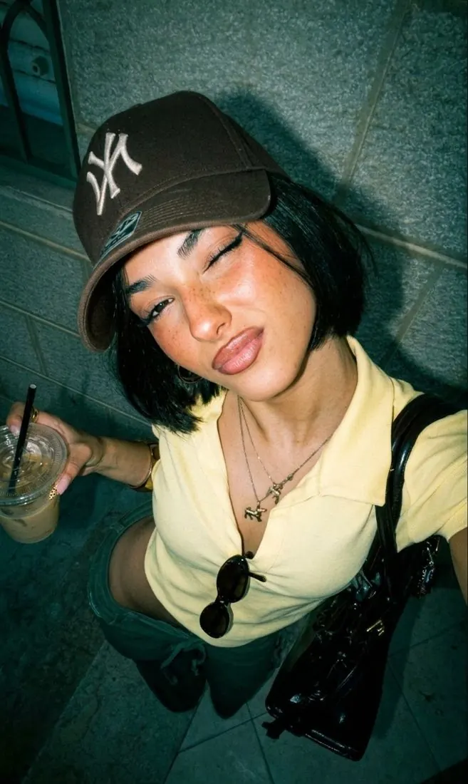 Night flash Aestie look